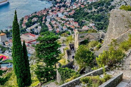 OTOBÜSLÜ BALKAN TURU